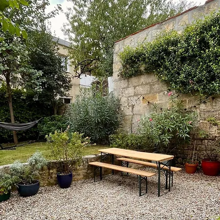 Manon Cormier Furnished Housee Holiday home Bordeaux